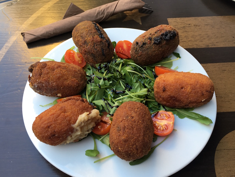 Croquetas Pincho i Trago Valencia