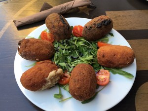 Croquetas Pincho i Trago Valencia