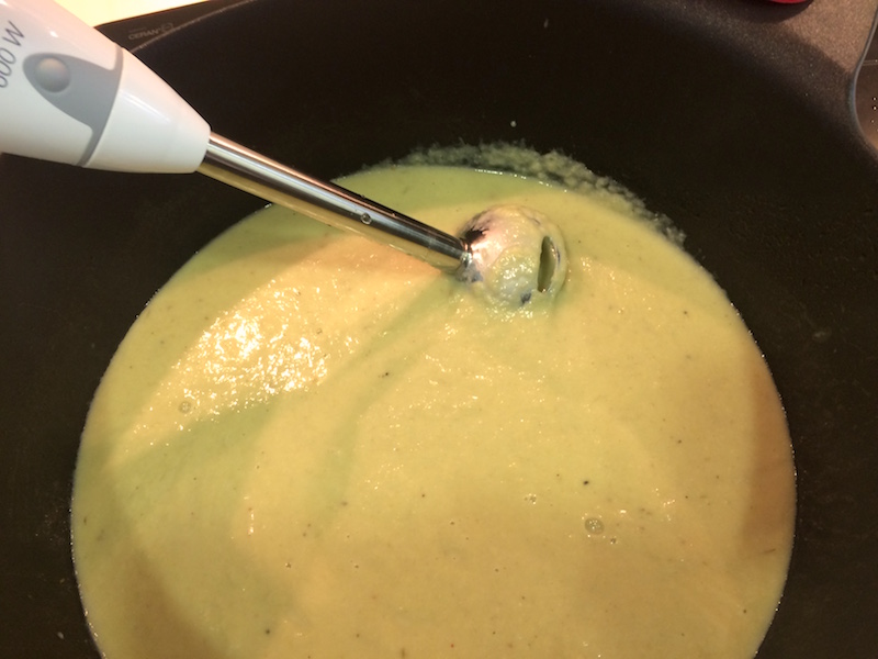 artichoke-puree-immersion-blend