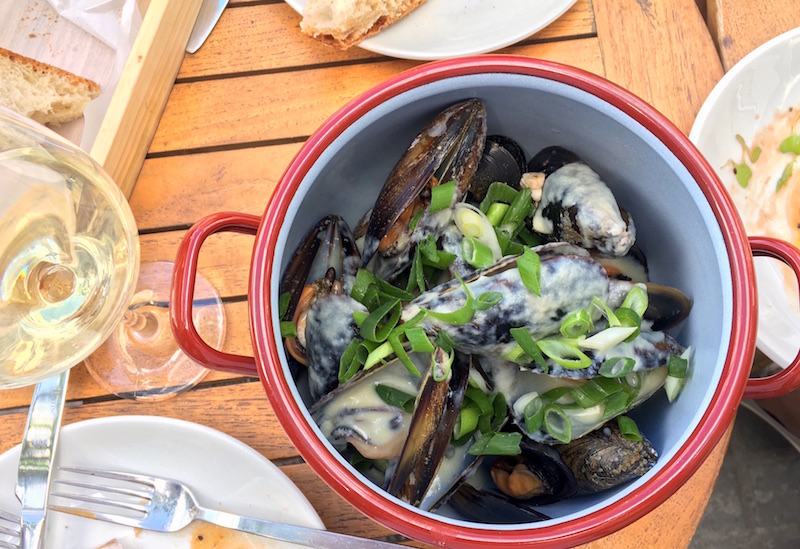 Mussels Albarino Sauce Atlantico Valencia Spain