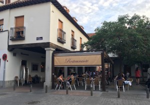 La Caprichosa Terrace Barajas Madrid