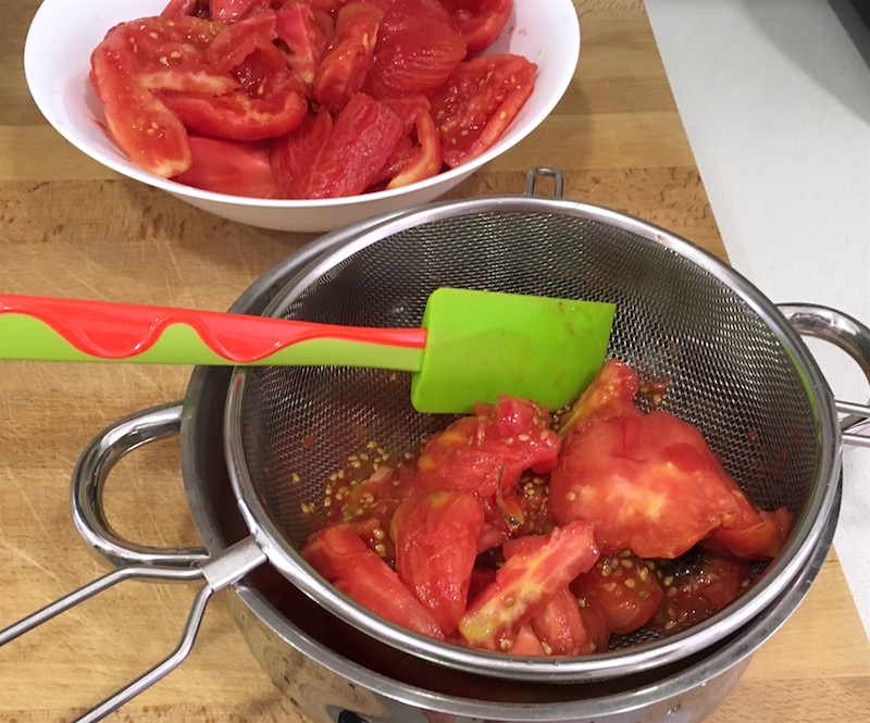 tomatoes-in-sieve