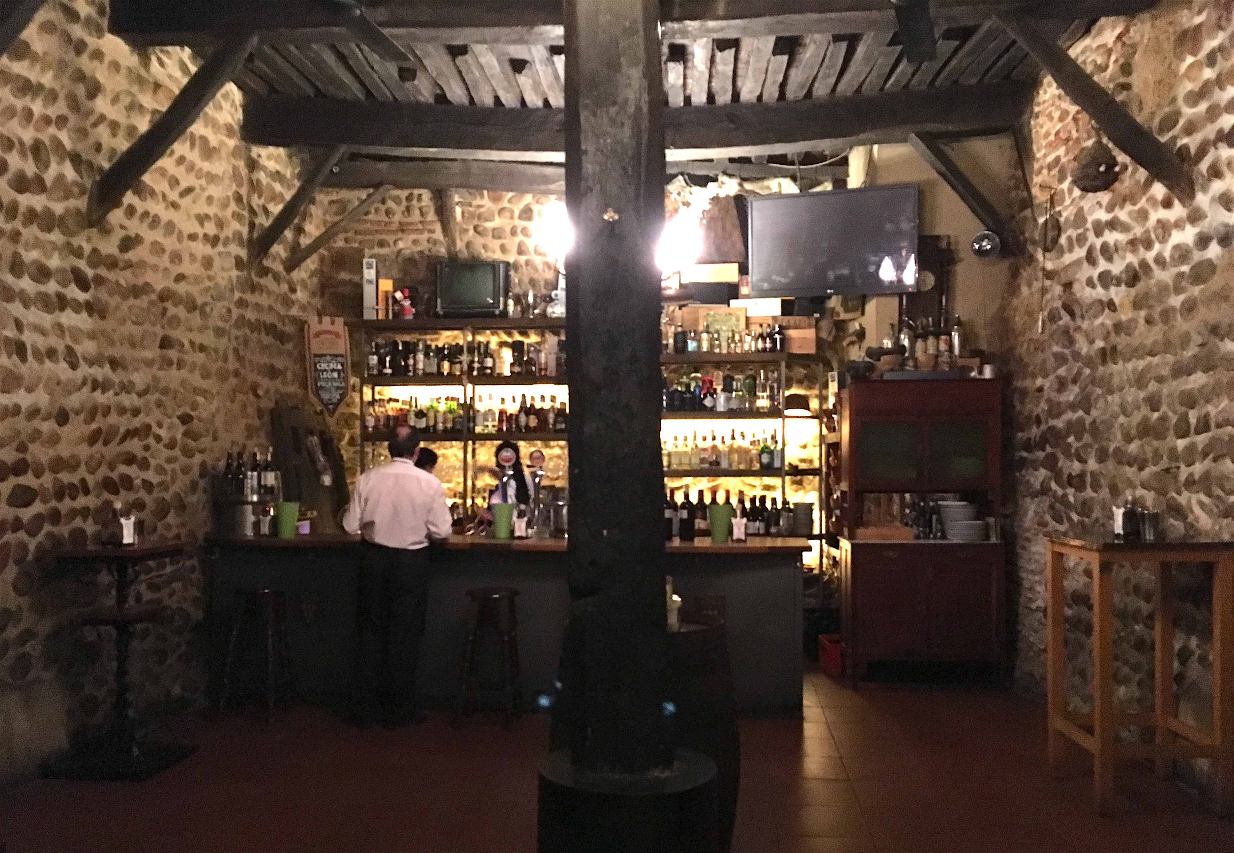 Racimo-de-Oro-Bodega