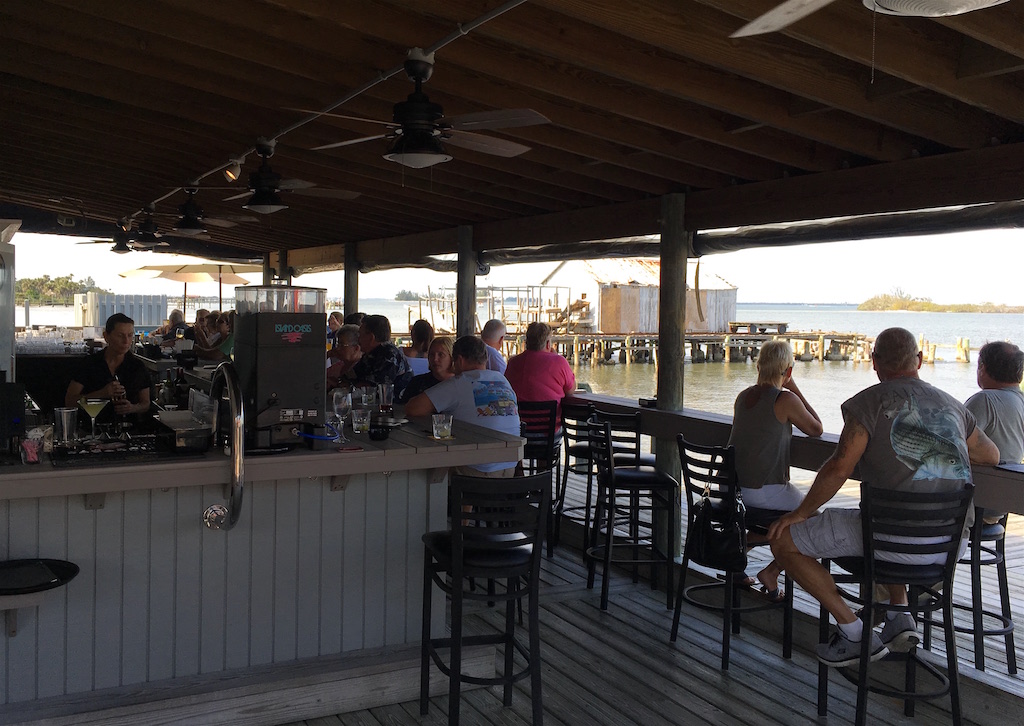 Captn-Butchers-Dock-Bar