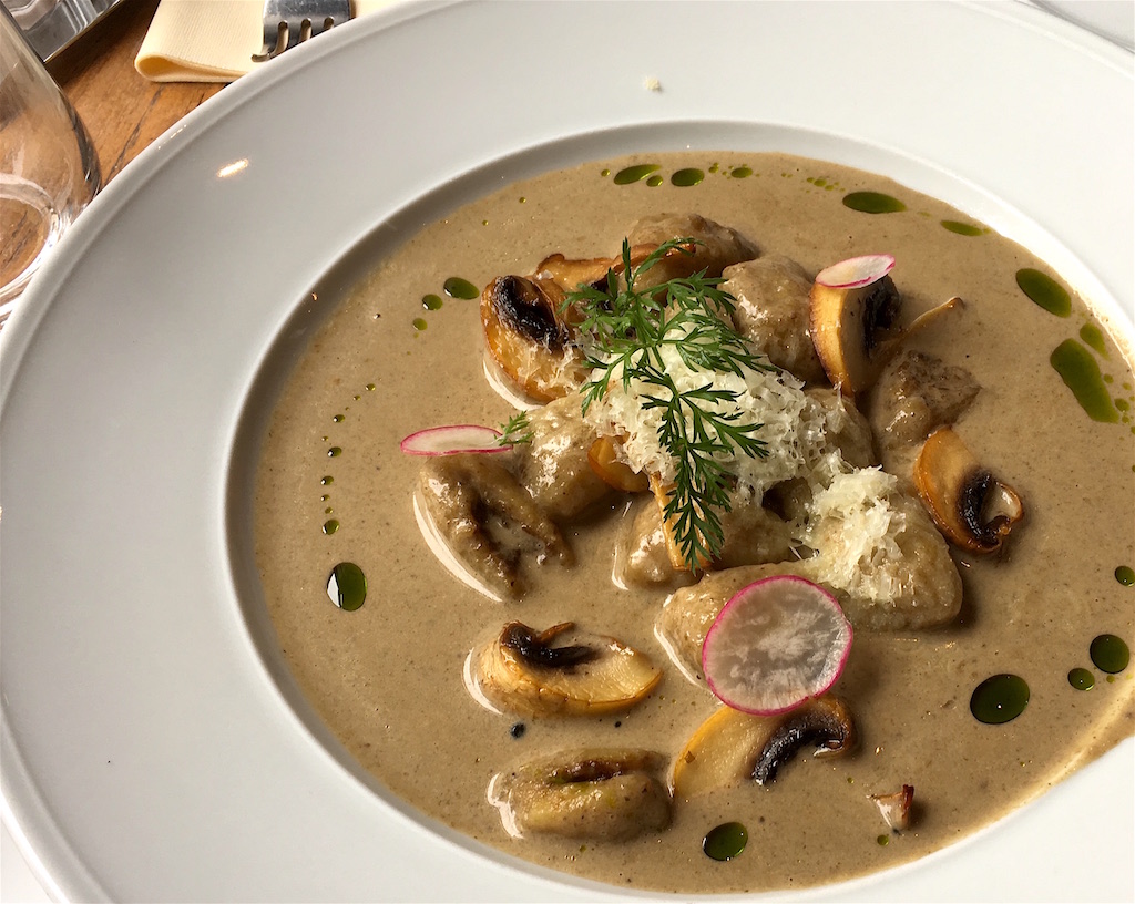 mushroom dumplings Pohostinec Monarch Prague