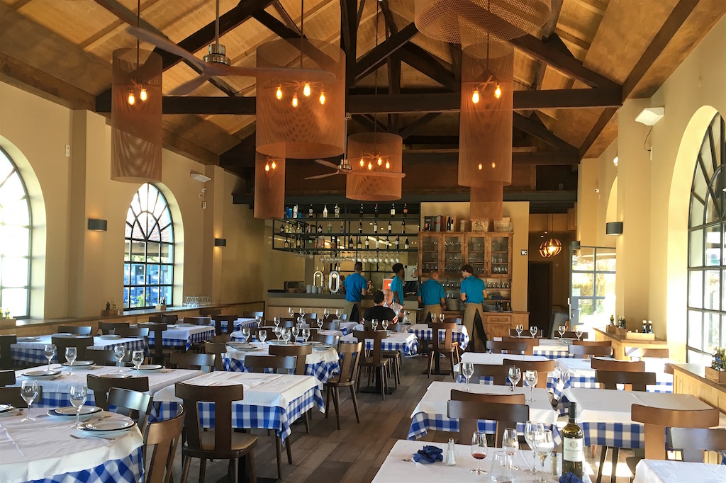 Armazém do Peixe dining room Afurada Portugal