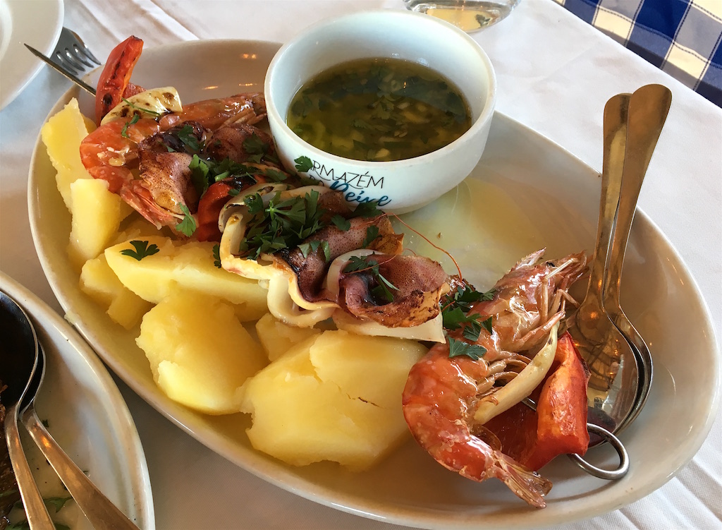squid shrimp skewer armazem do peixe portugal
