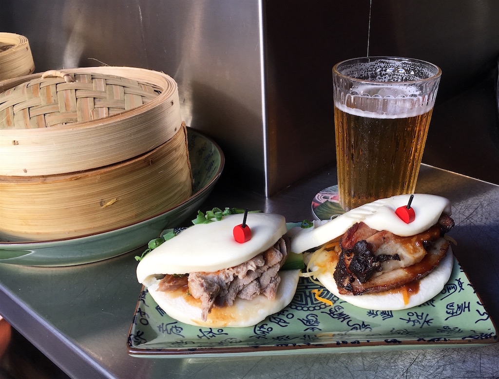 Boa-Bao Bao buns and beer Porto
