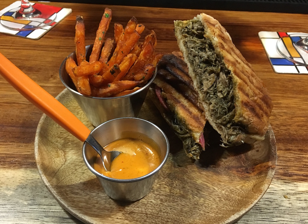 suckling pig flat sandwich Tostevere Mexico