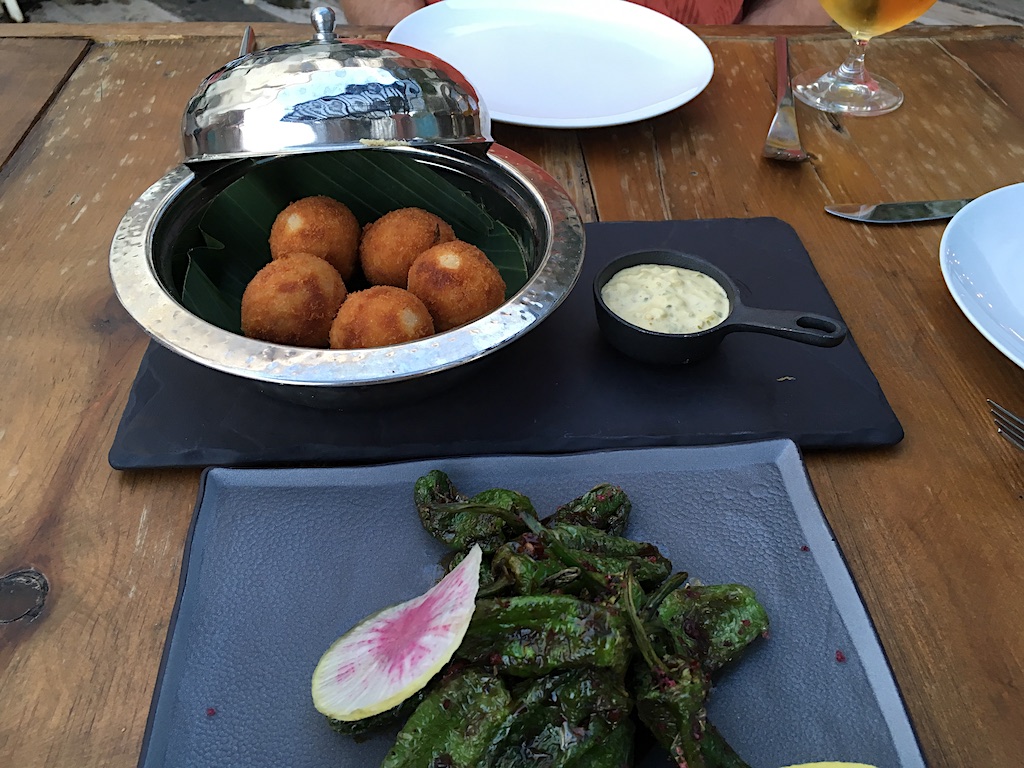 Live Aqua Yintony croquetas and padron peppers